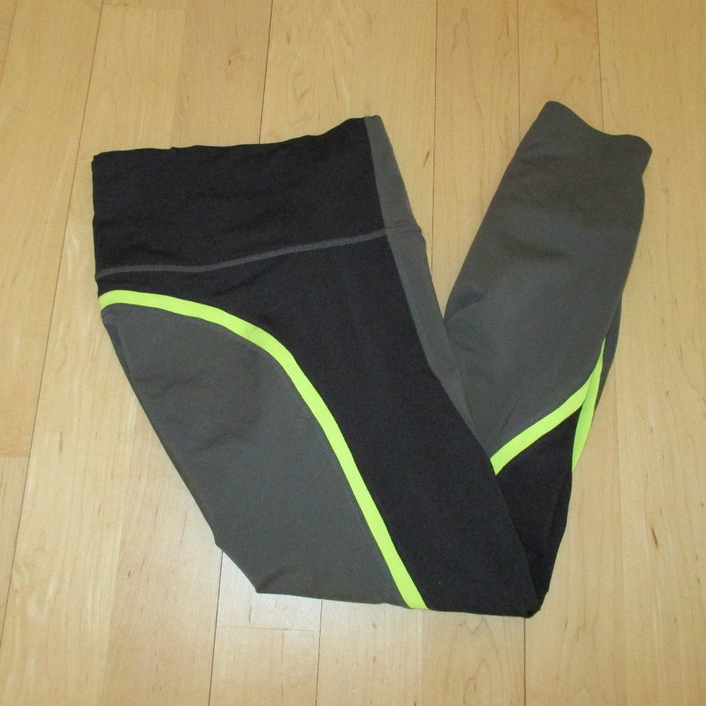 Athleta 7/8 leggings Womens Large